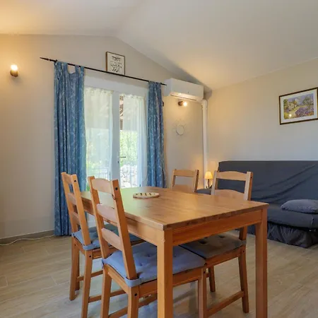 Le Murier - La Fontinelle Ferienhaus Bessas